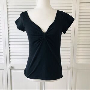New EMMA & SAM Black V-Neck Shirt Size Medium